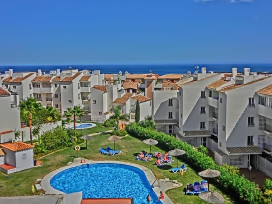 Apartamento Atico Buganvillas San Luis de Sabinillas Exterior photo